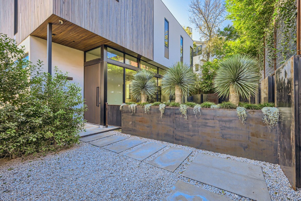 1315 W 9th Street B  Austin TX 78703 photo
