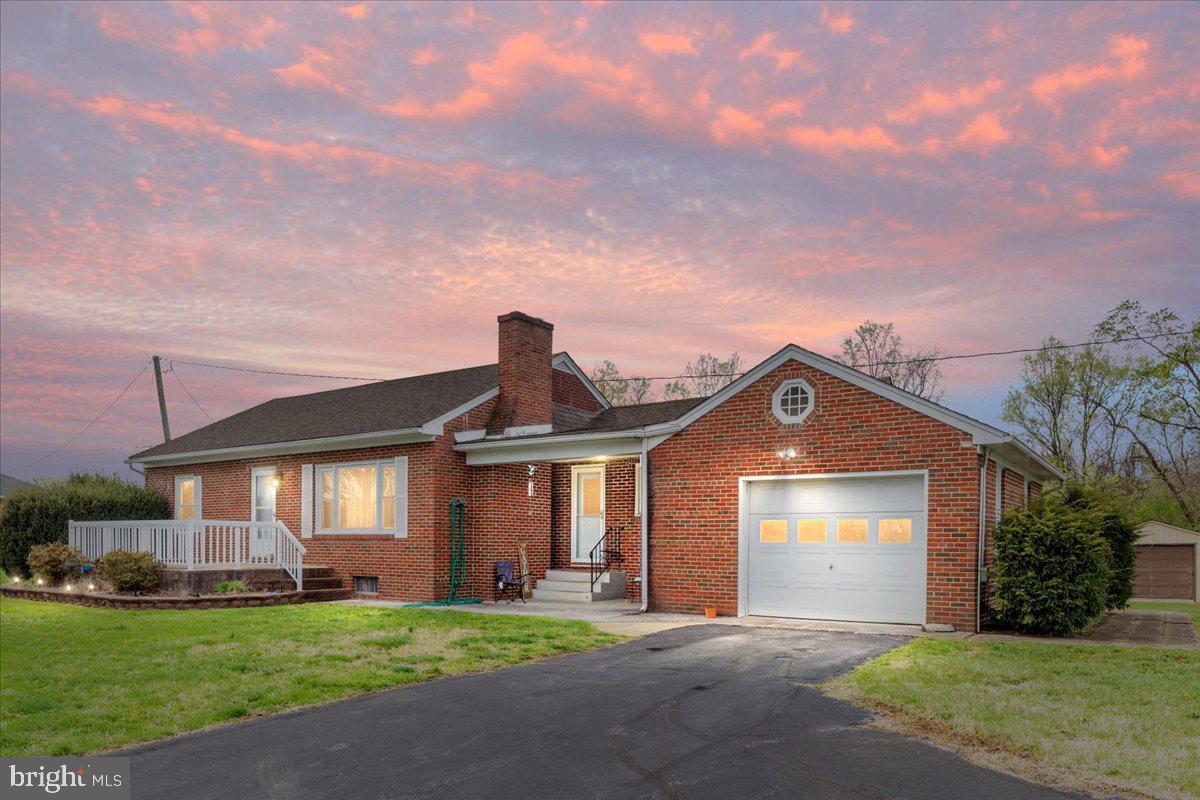 Property Photo: 2601 Martinsburg Pike VA 22656