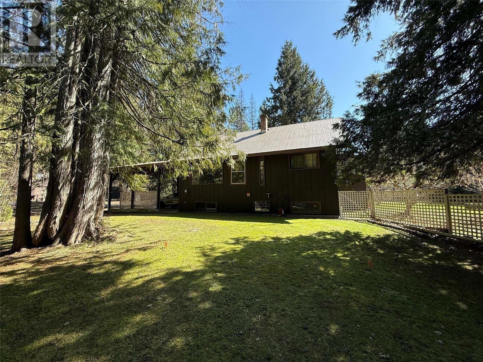 5640 Rays Road  Winlaw BC V0G 2J0 photo
