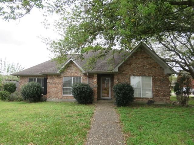 Property Photo: 3157 Lancaster Lane TX 77651