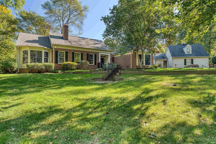 Property Photo: 4012 Fairfax Court IN 47710