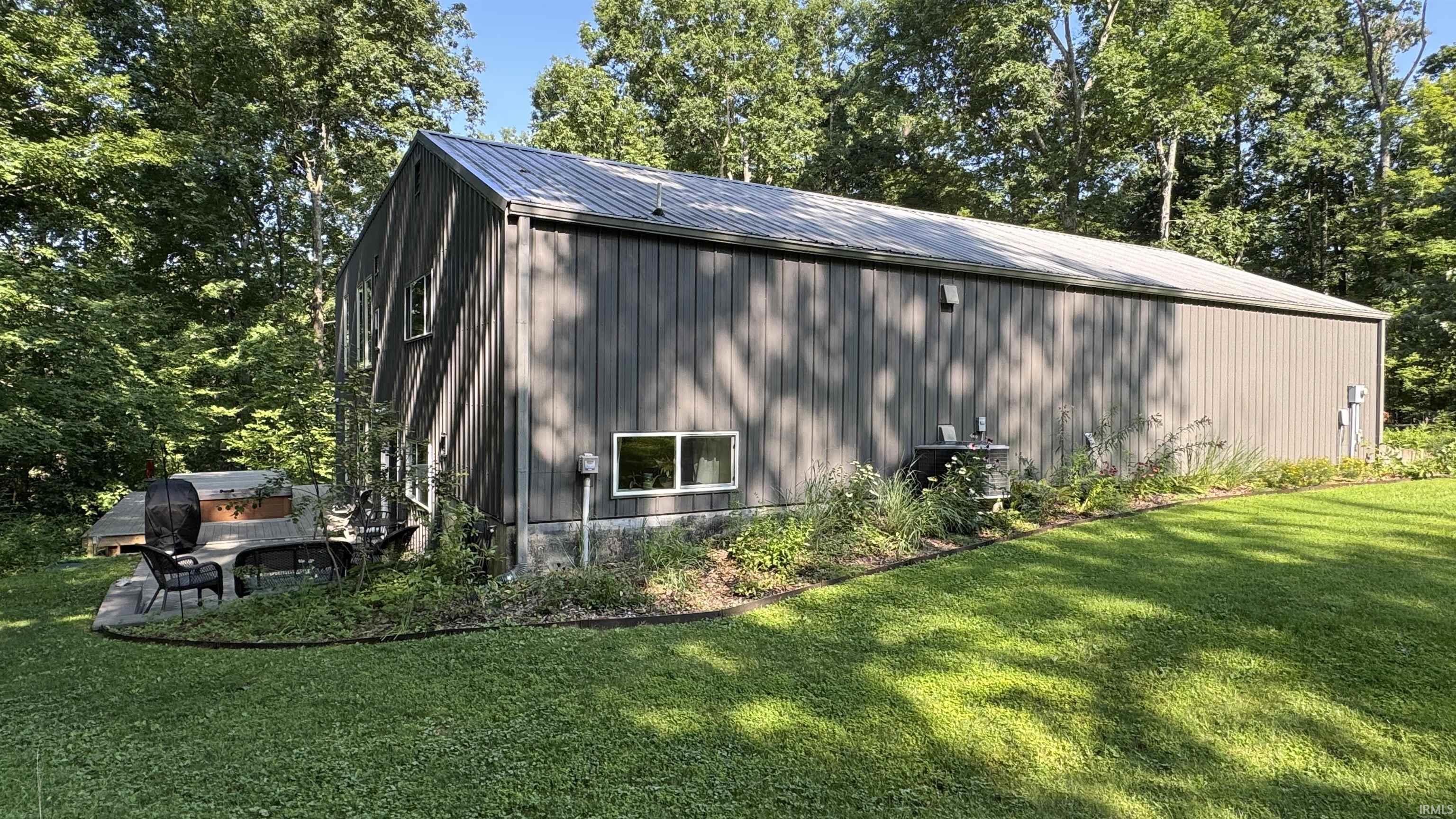 Property Photo: 7536 S Shady Side Drive IN 47401