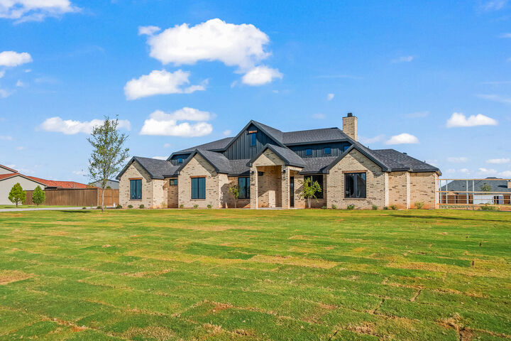 Property Photo: 4910 County Rd 7650 TX 79423