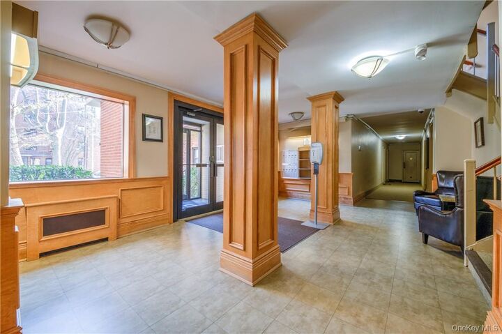 Property Photo: 50 White Oak Street 3G NY 10801