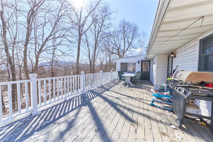 Property Photo: 6 Barclay Road NY 12553