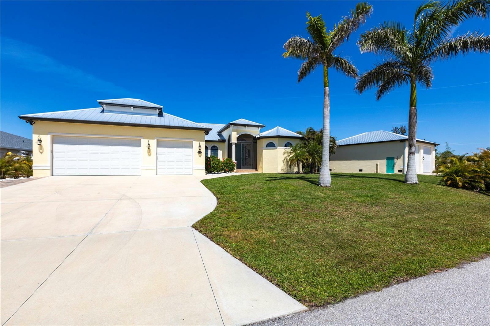 Property Photo: 3215 Peace River Drive FL 33983