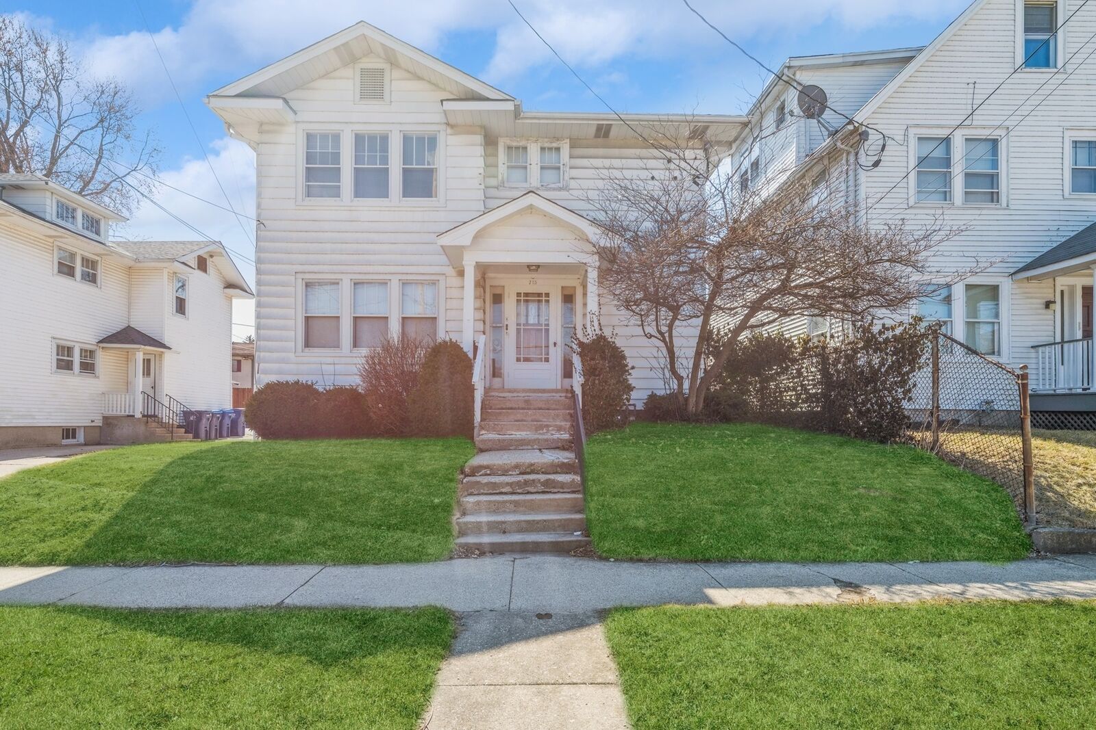 Property Photo:  715 Porter Street 2  IL 60085 