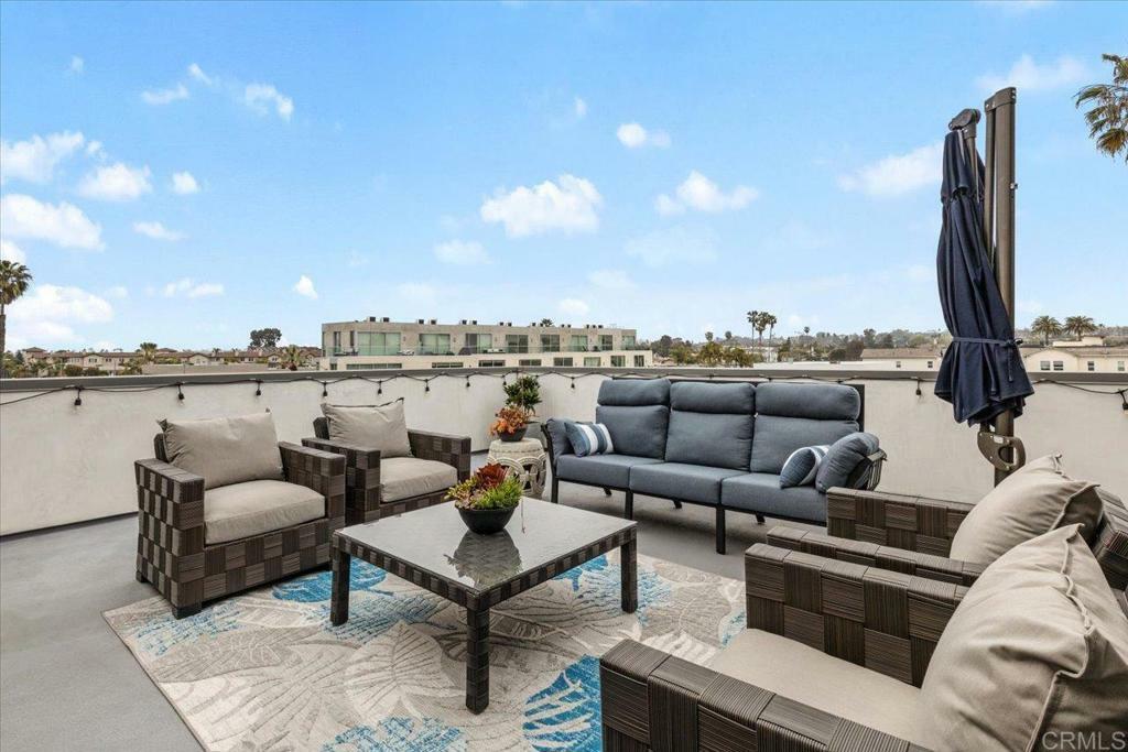 Property Photo: 2677 State Street #301 CA 92008