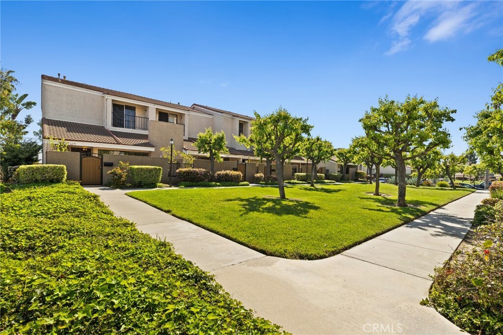 Property Photo: 6279 Lincoln Avenue CA 90620