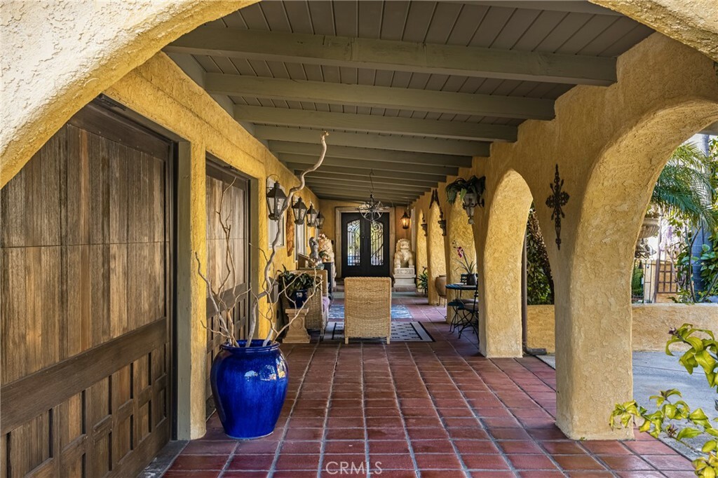 Property Photo:  433 W Santa Clara Avenue  CA 92706 