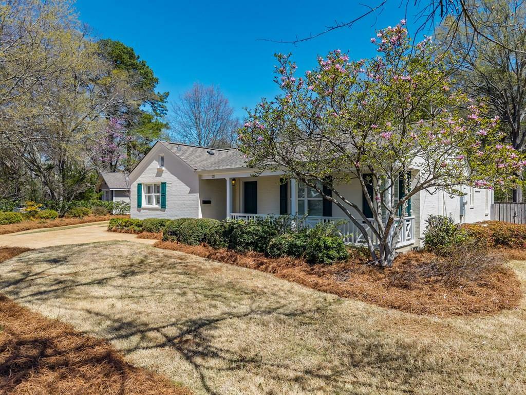 Property Photo: 120 Sivley MS 38655