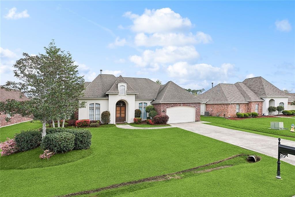 Property Photo:  1060 Scarlet Oak Lane  LA 70448 