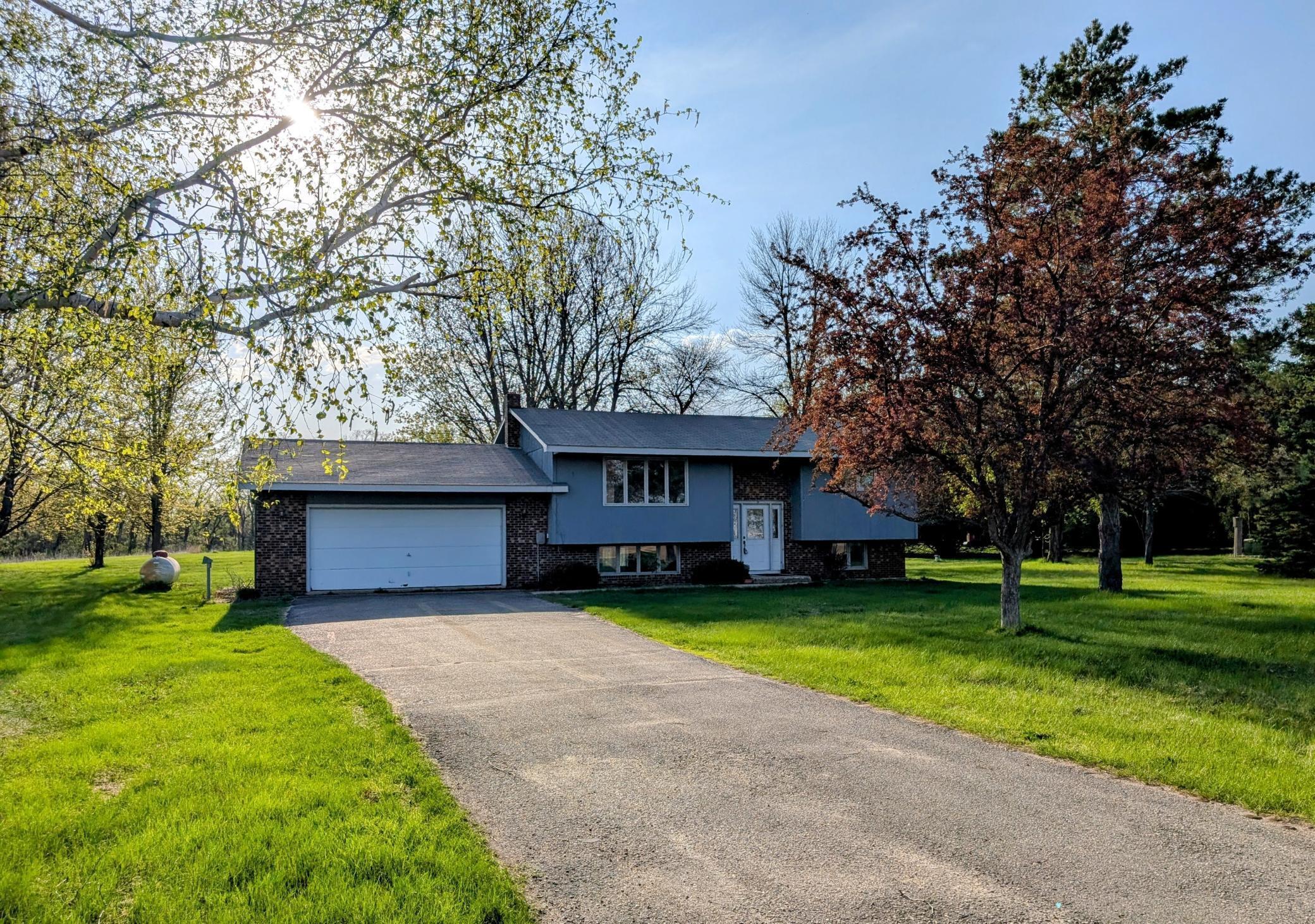 Property Photo:  19945 195th Avenue  MN 56334 