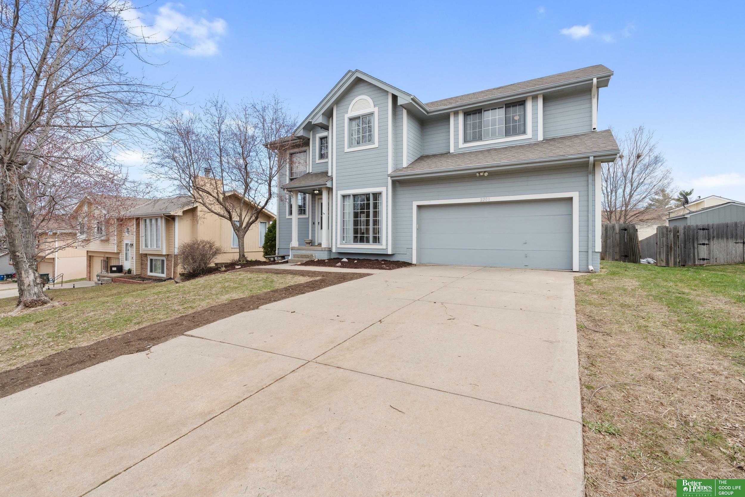 Property Photo: 2201 Queen Drive NE 68046