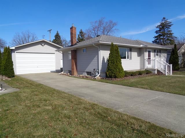 Property Photo: 3464 Edison Street MI 48183