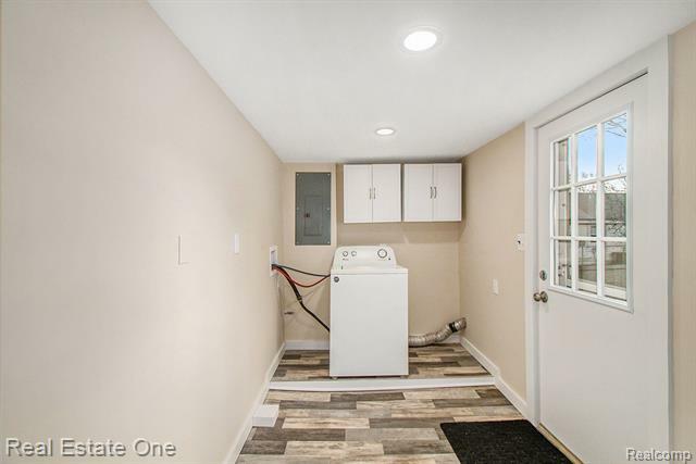 Property Photo: 54 Division Street MI 48371