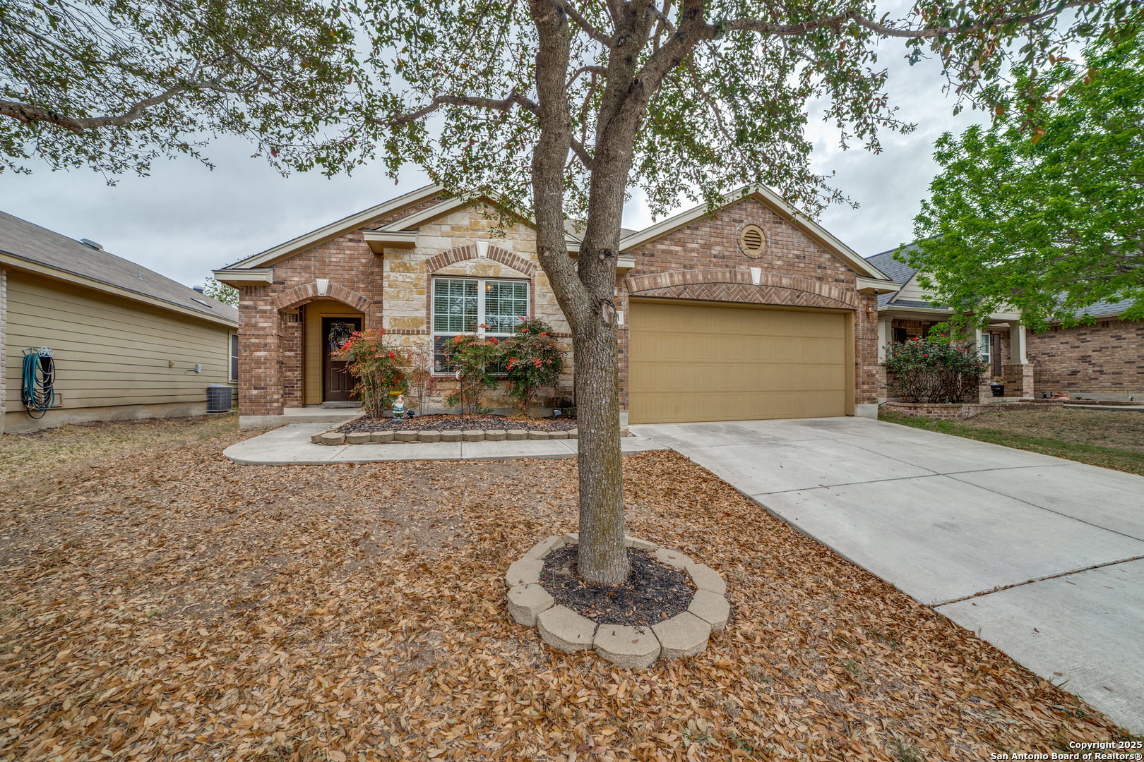 Property Photo: 8331 Lazy Pebble TX 78254