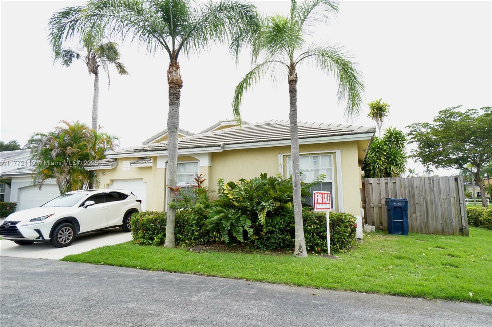 12268 SW 145th St  Miami FL 33186 photo