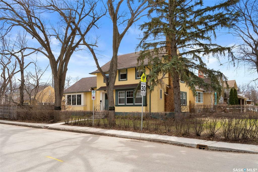 Property Photo: 2400 Retallack Street SK S4T 2L1
