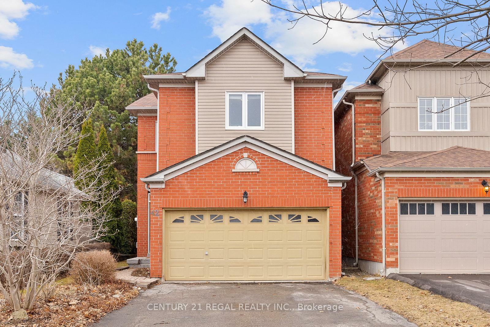 Property Photo: 42 Ballymore Drive ON L4G 7E6