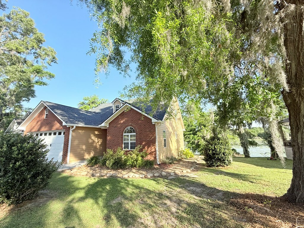 Property Photo: 4973 Oak Hill Drive GA 31636