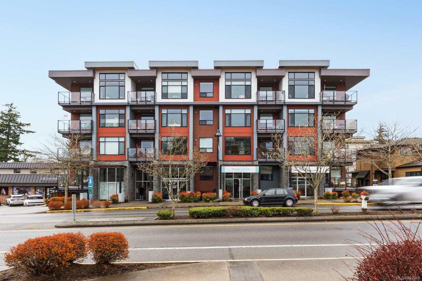 Property Photo: 7162 West Saanich Rd 407 BC V8M 1P6