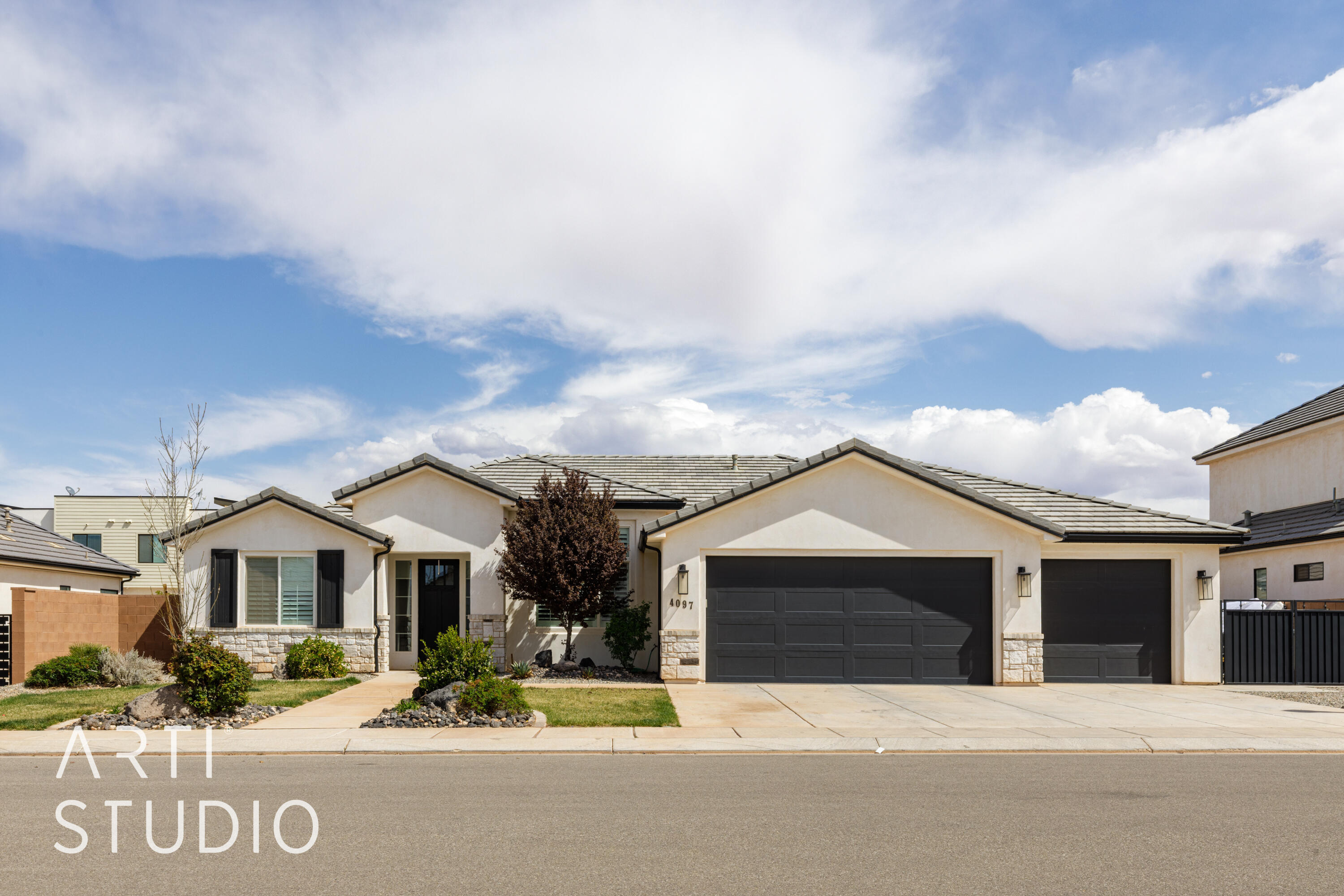 Property Photo: 4097 S 490 E UT 84780