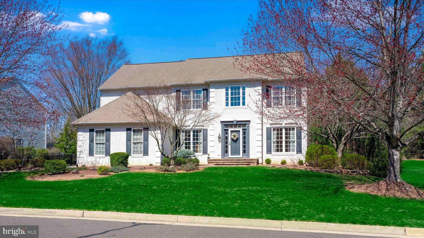 Property Photo: 28 Eagleton Farm Road PA 18940