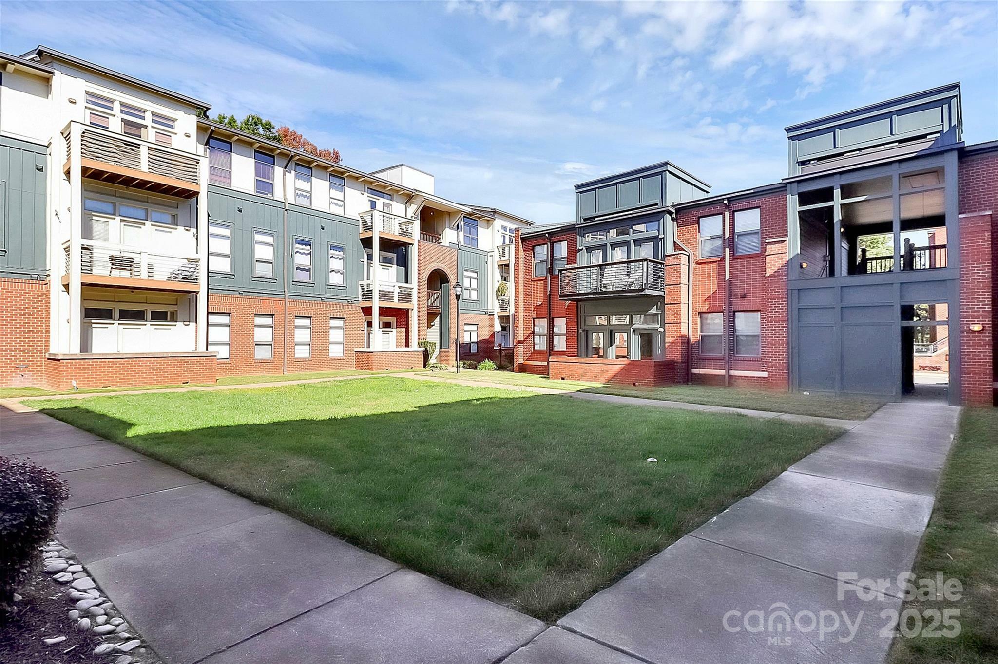 Property Photo: 474 New Bern Station Court NC 28209