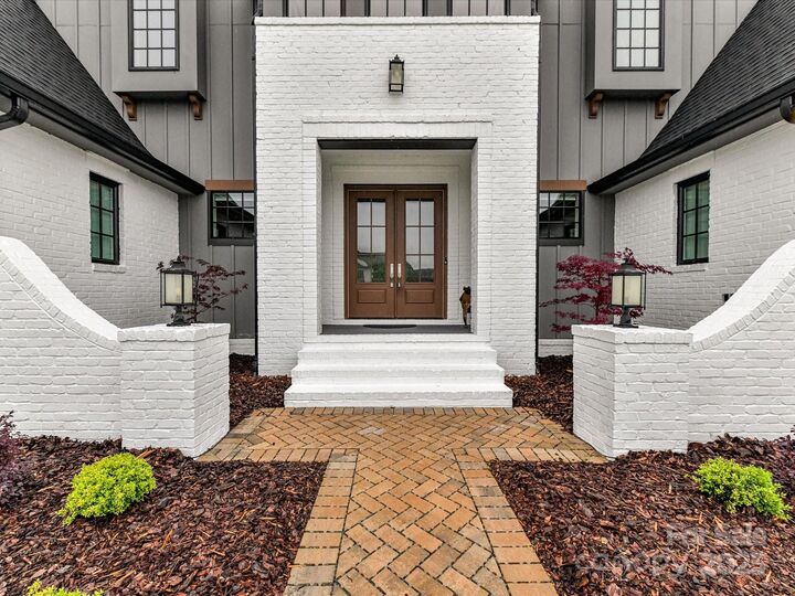 Property Photo: 406 Sugar Maple Lane NC 28104