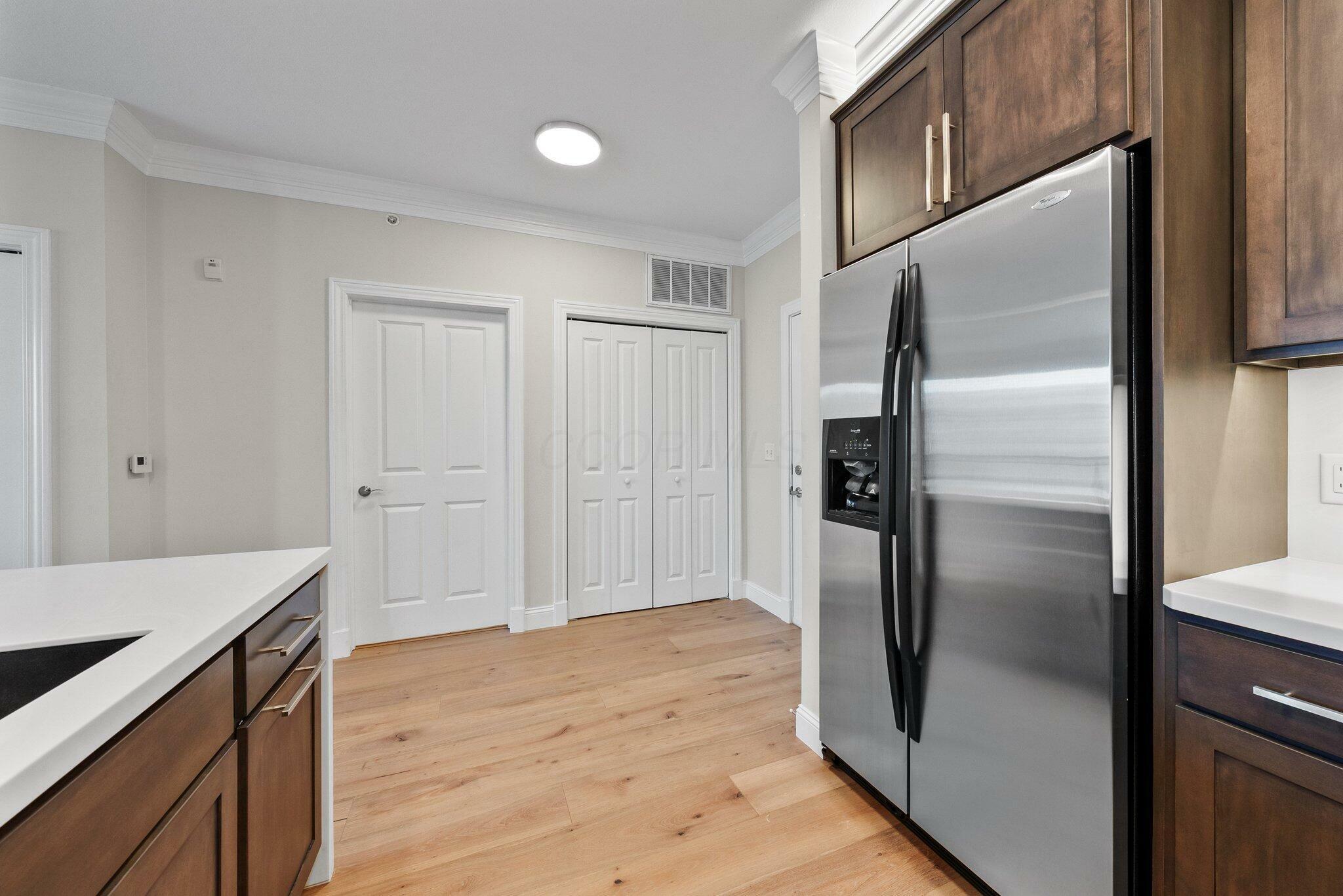 Property Photo: 960 Perry Street OH 43215