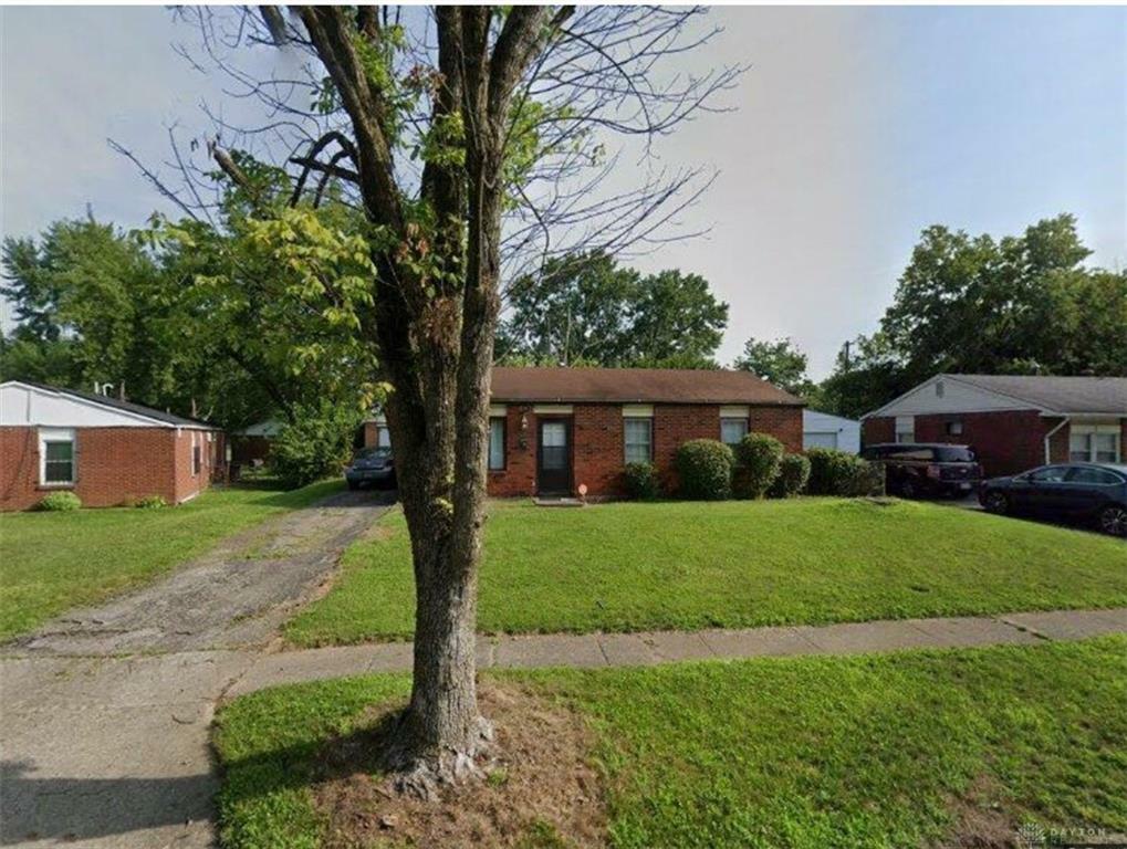 Property Photo: 4445 Engleka Court OH 45417