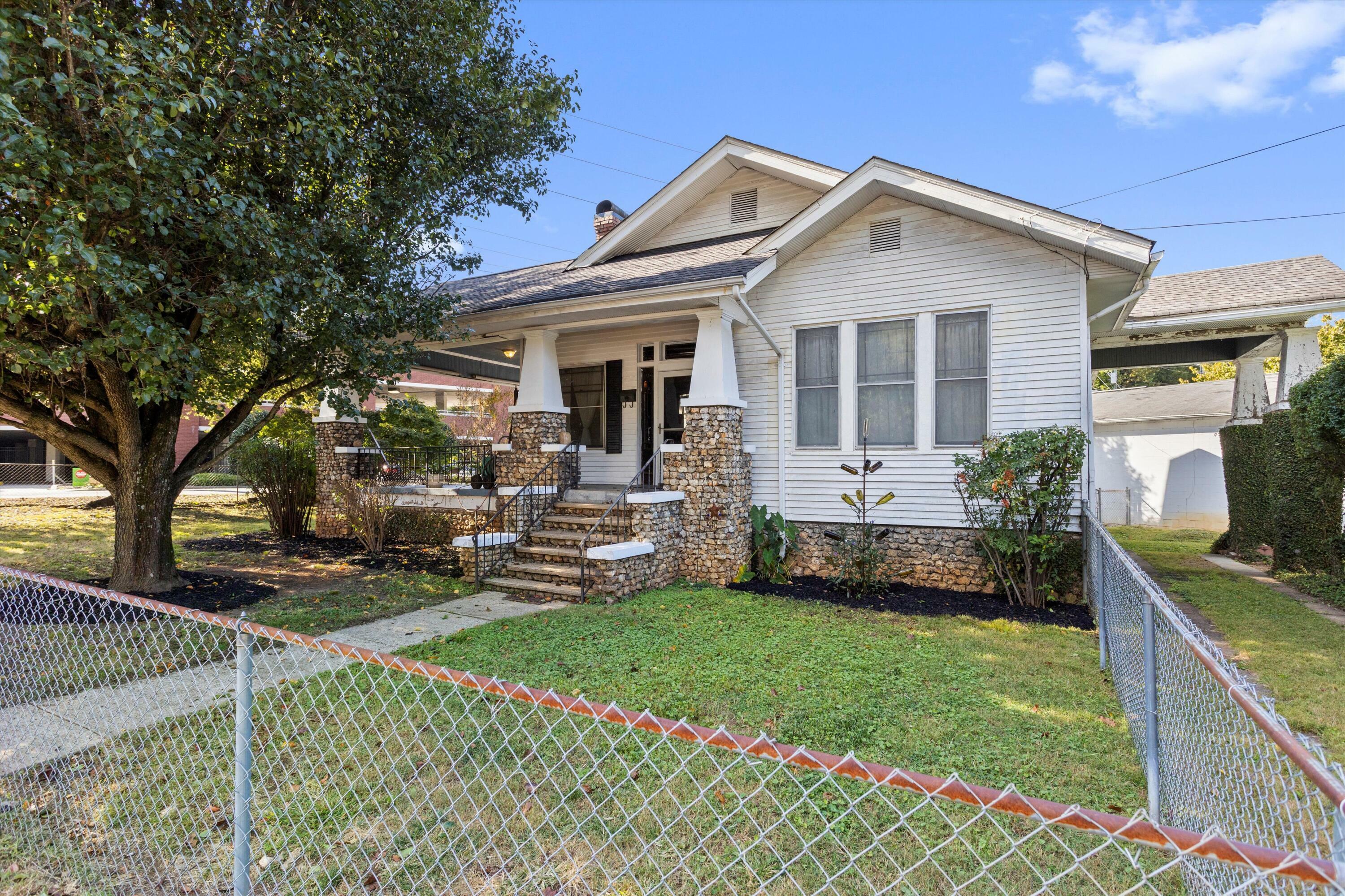 Property Photo: 203 Tremont Street TN 37405
