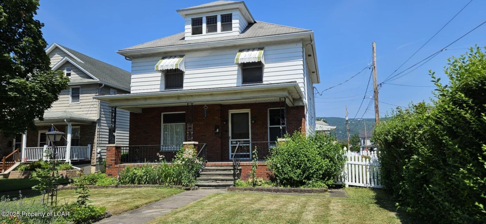 Property Photo: 612 Wyoming Avenue PA 18643