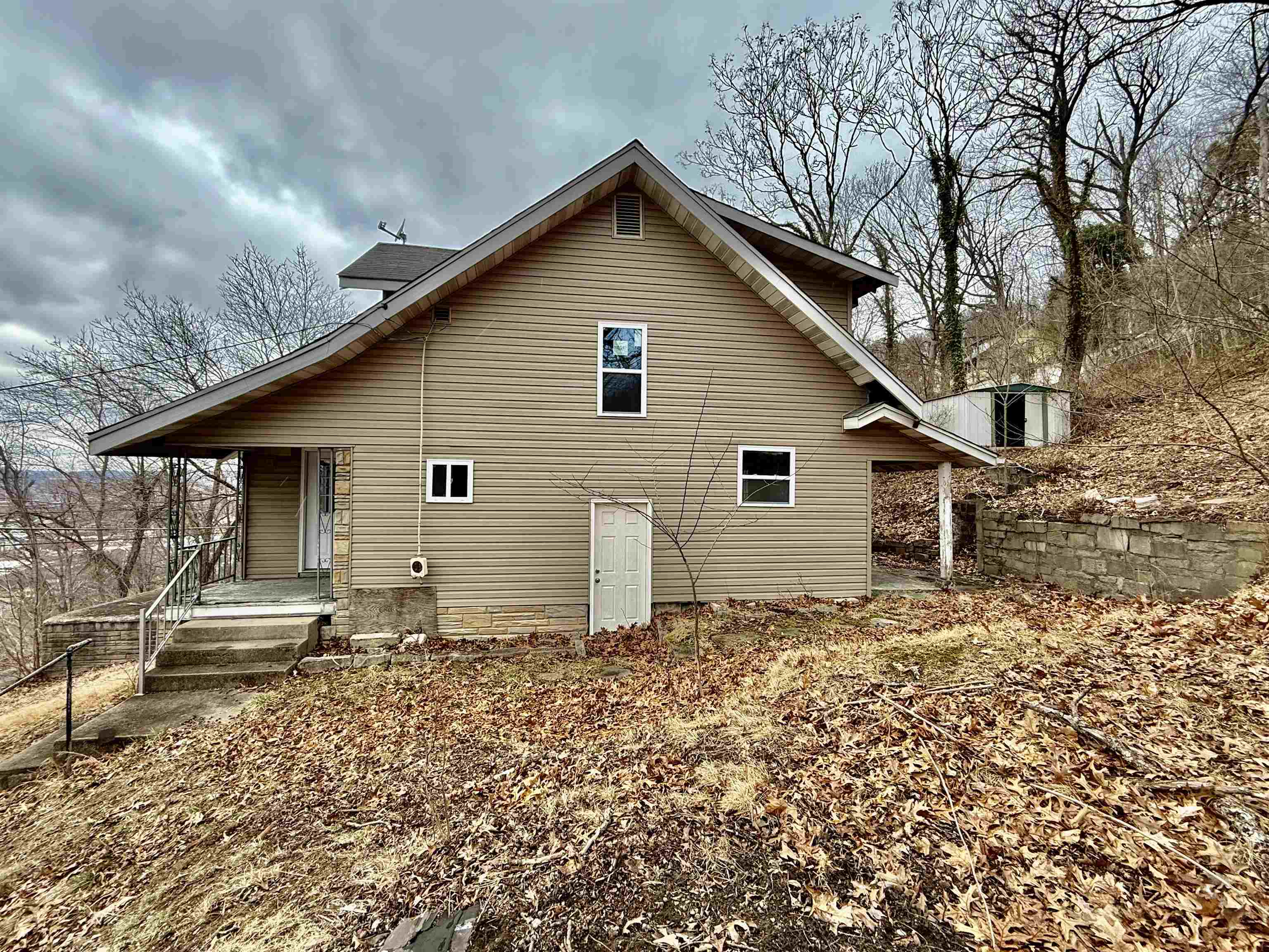 Property Photo: 1598 Kilby Street WV 25311