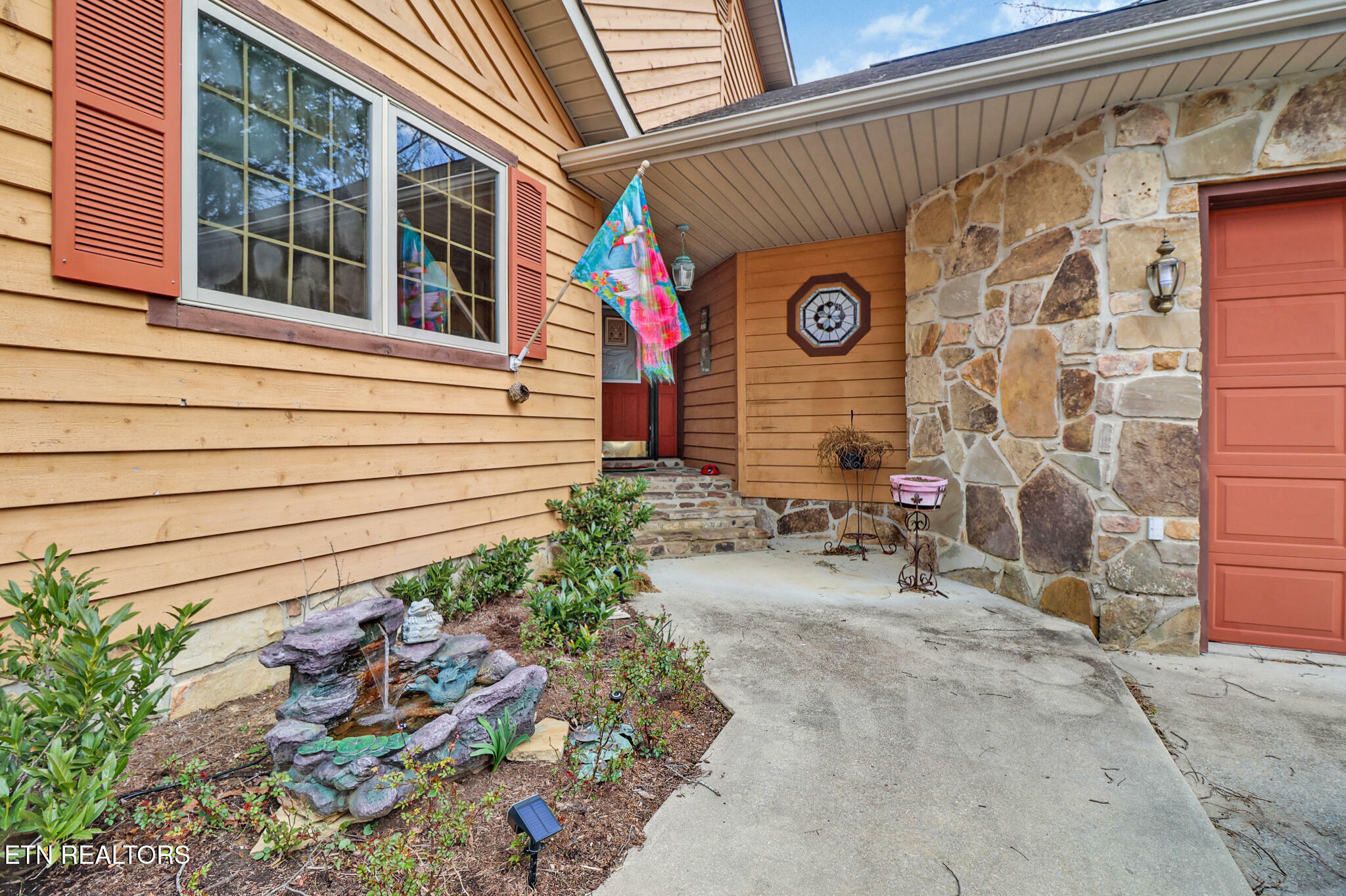 Property Photo: 140 Tawny Oak Loop TN 38558