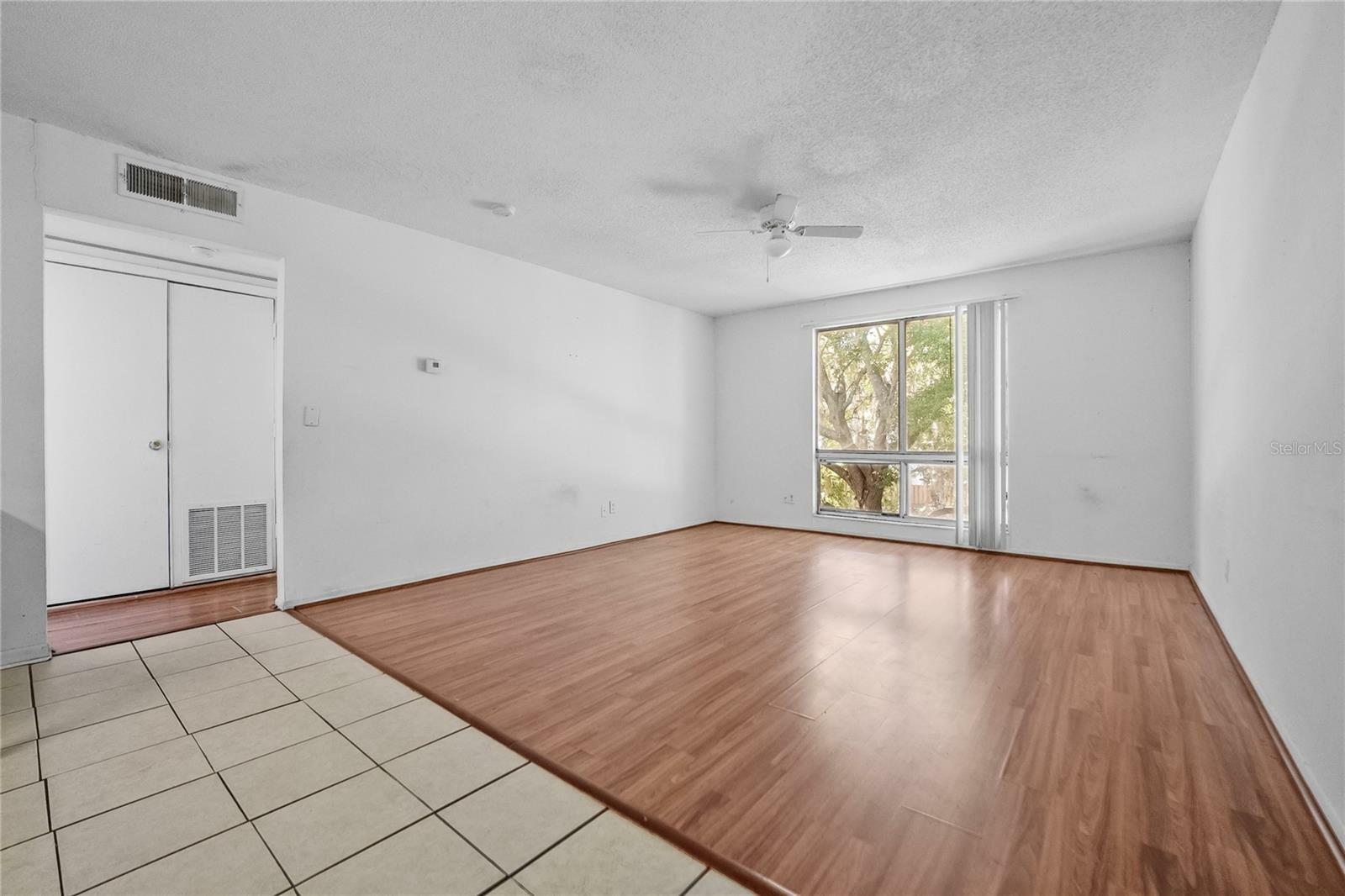 Property Photo: 1700 SW 16th Court J24 FL 32608
