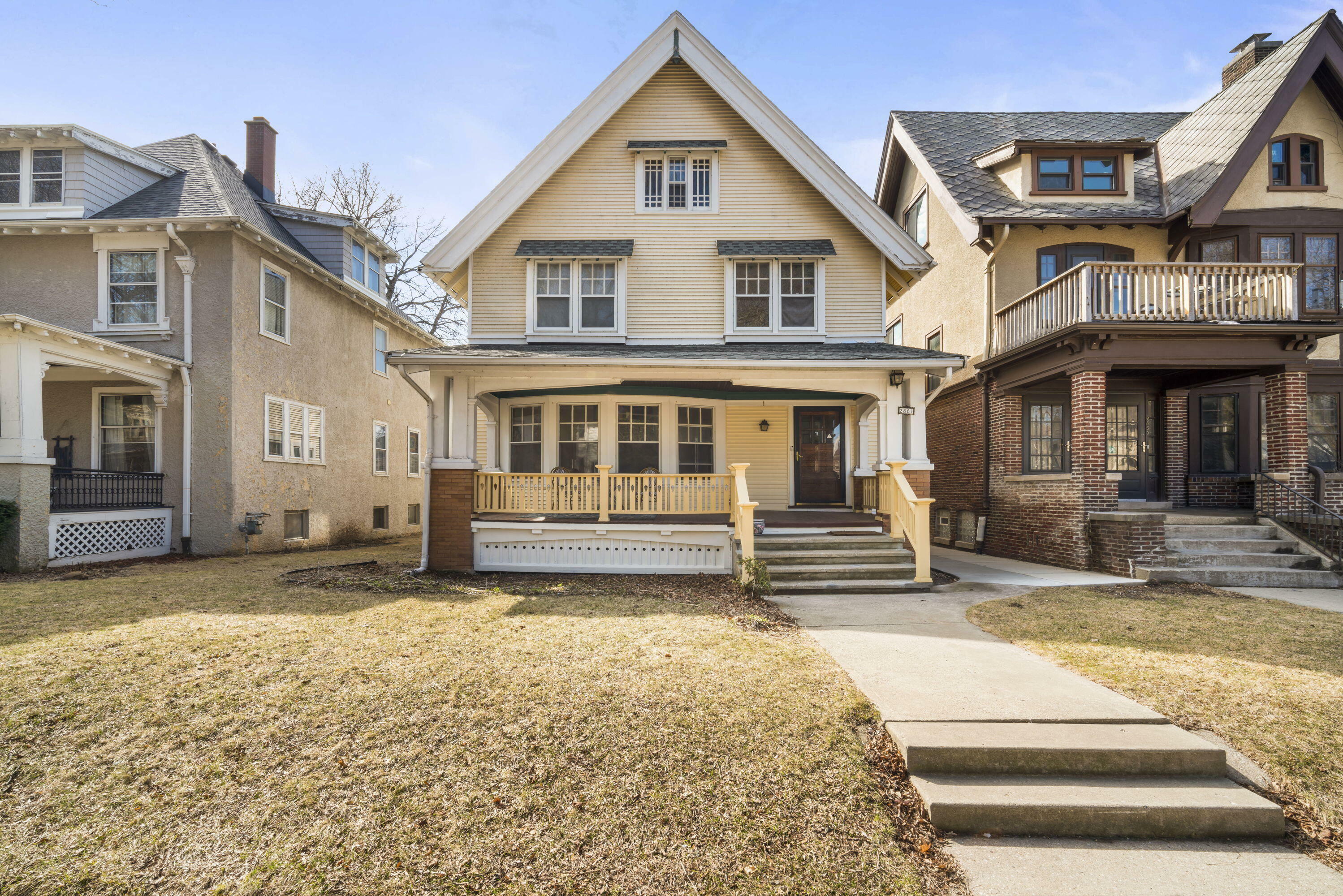 Property Photo:  2861 N Prospect Ave  WI 53211 