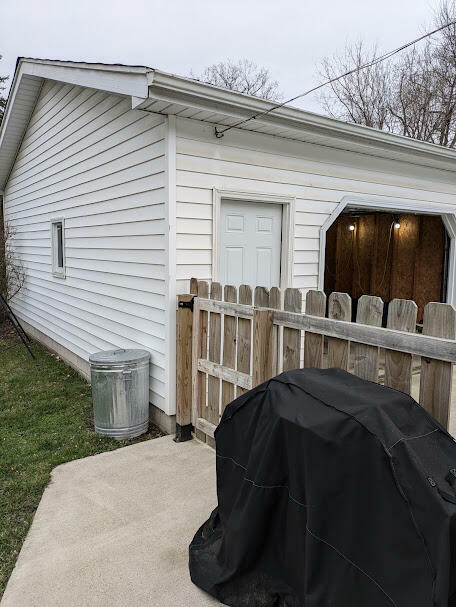 Property Photo: 711 Randolph Street MI 49203