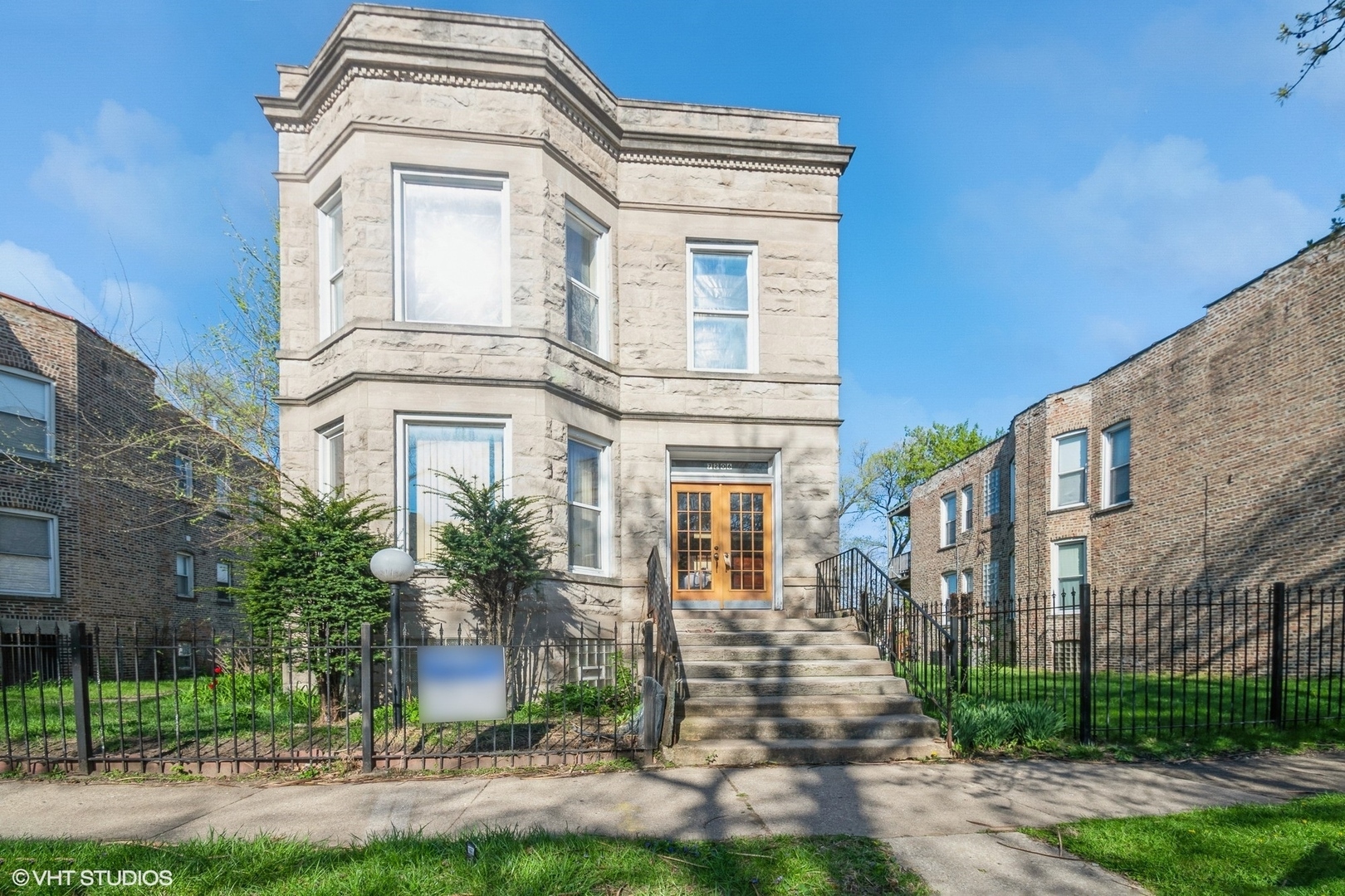 Property Photo: 7206 S Champlain Avenue IL 60619
