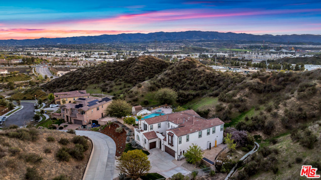 Property Photo: 28265 Forge Court CA 91354
