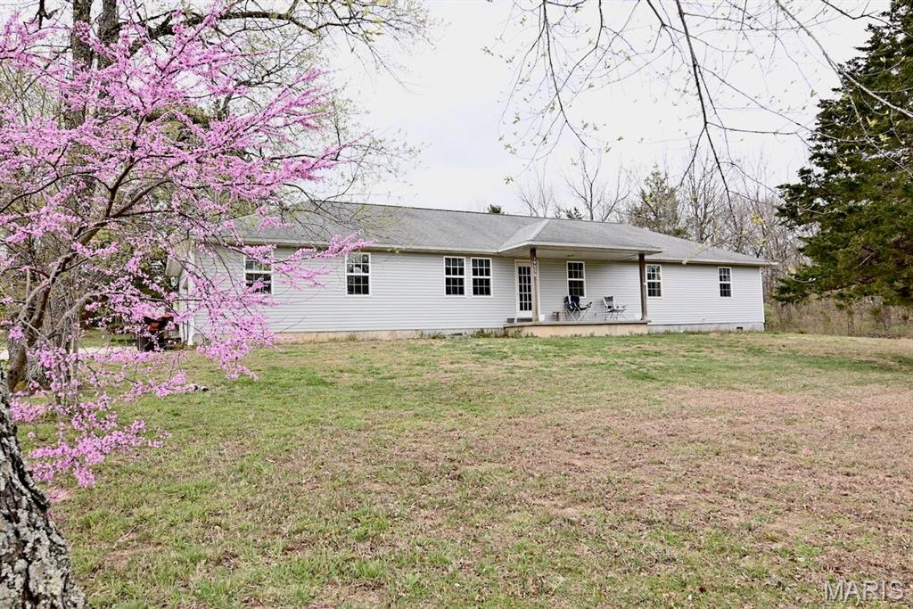 Property Photo: 19350 Justice Road MO 65536