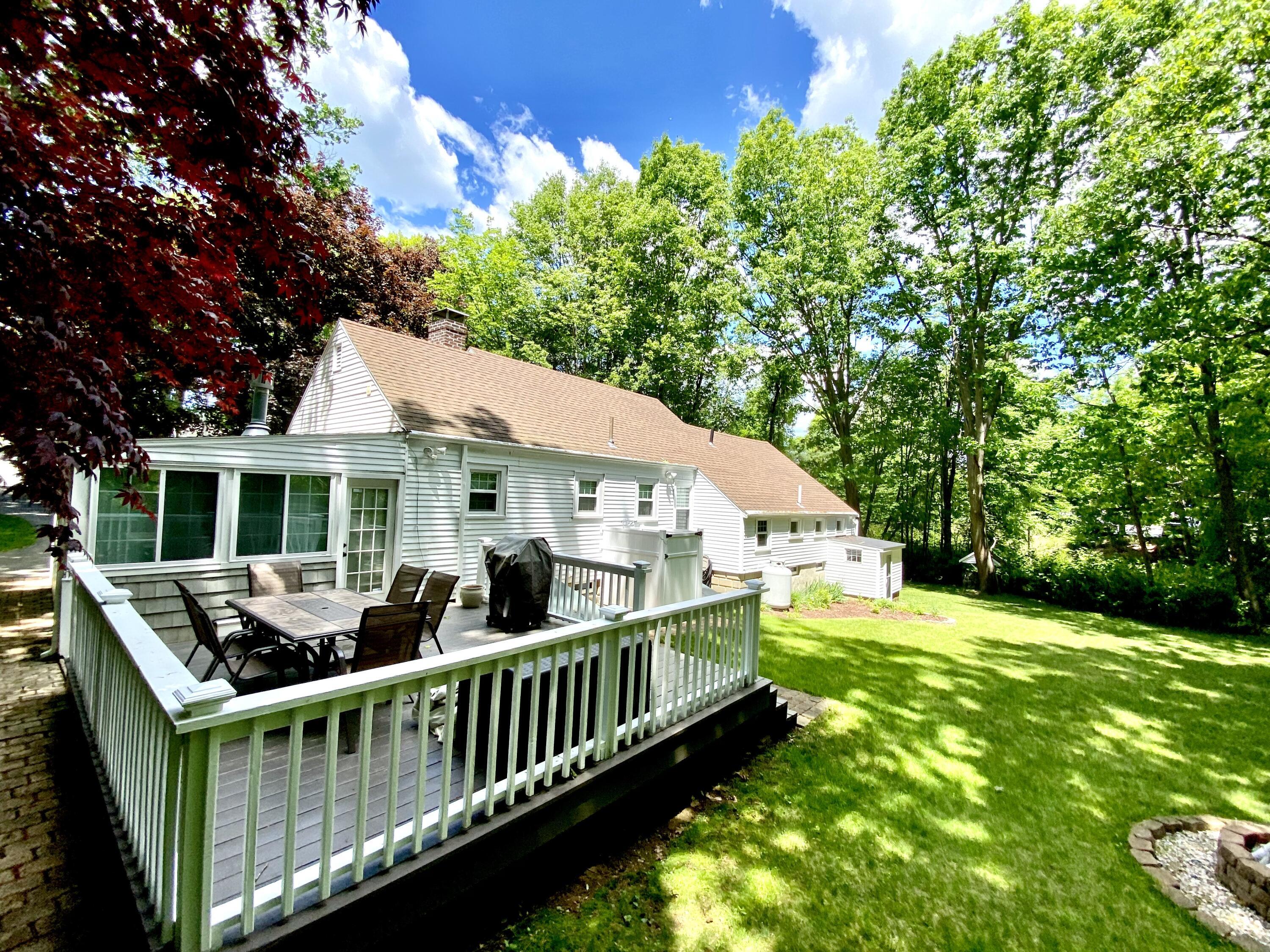 Property Photo: 1335 Post Road ME 04090