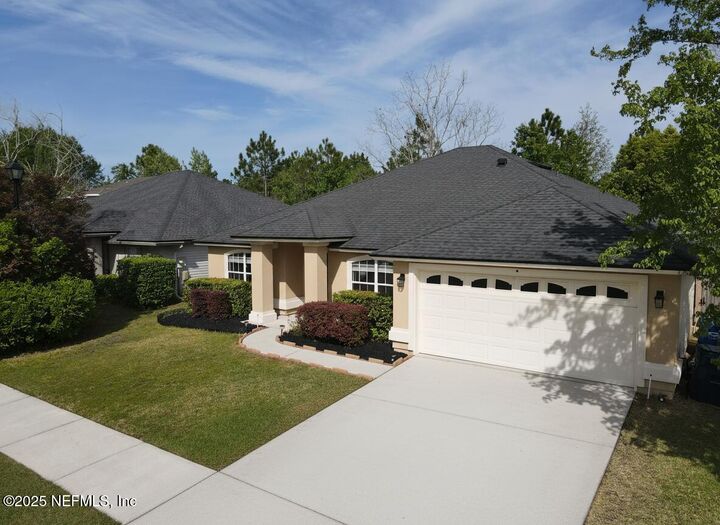 Property Photo:  12045 Sands Pointe Court  FL 32063 
