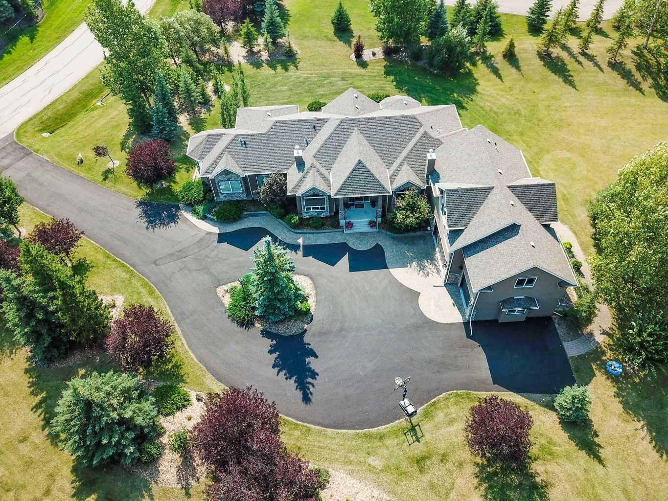 Property Photo: 31 Braemar Glen Road AB T3Z 3C9