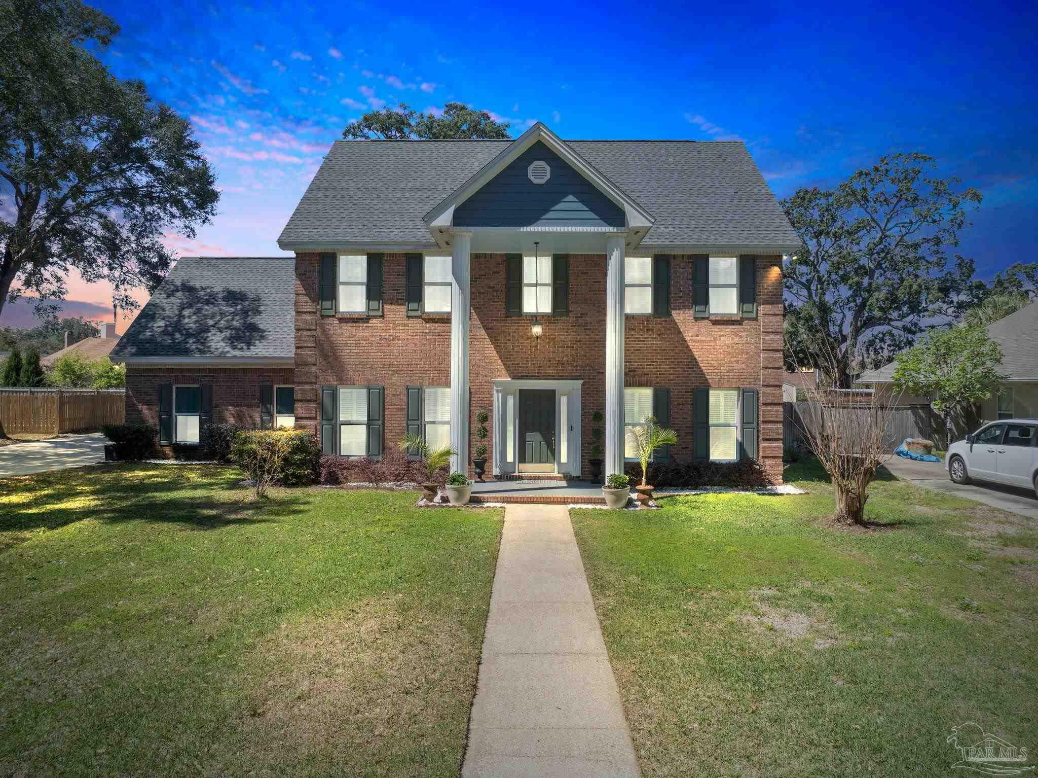 Property Photo: 5020 Barranca Lora FL 32514