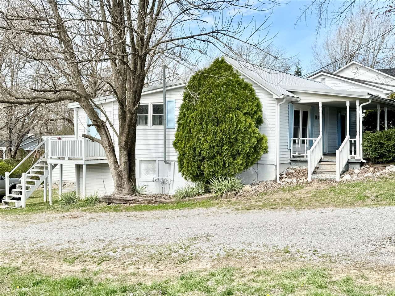 Property Photo: 408 Cedar Street KY 42330