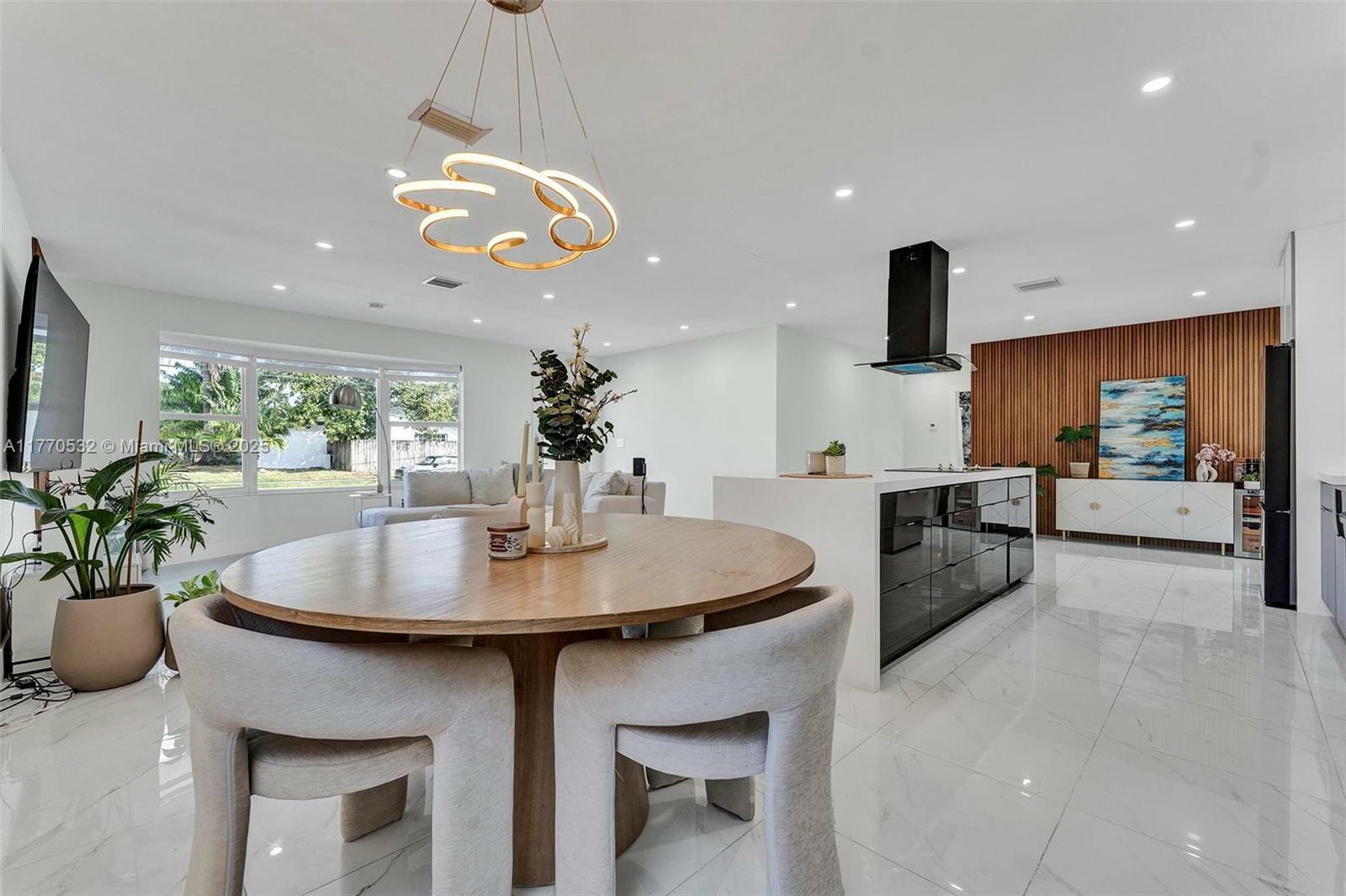 Property Photo: 1446 Scott St FL 33020