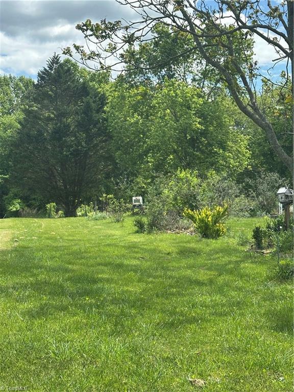Property Photo: 704 Oak Ridge Church Road NC 28635