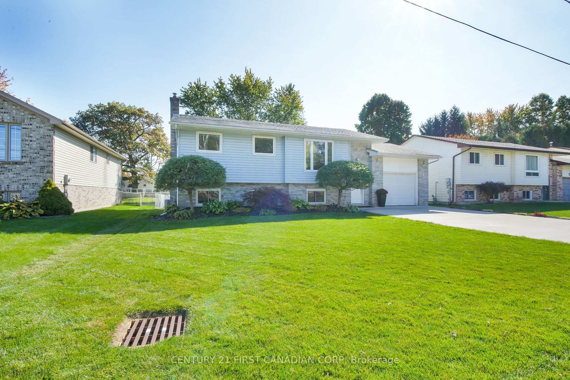 Property Photo: 224 Munroe Street ON N0L 2P0